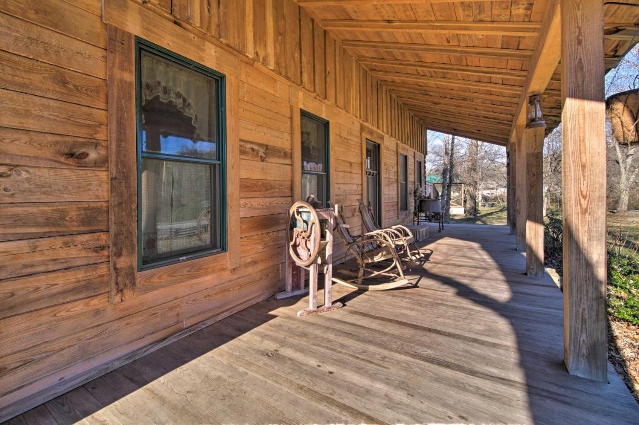 Quiet Hollister Cabin Walk To Lake Taneycomo Exterior foto